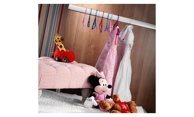 KUĞU ELBİSE ASKISI